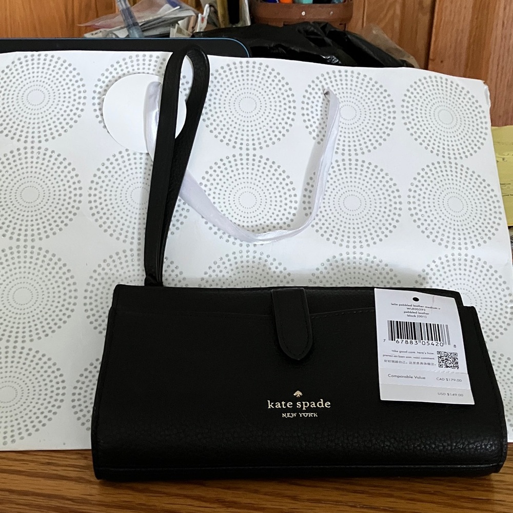 Kate Spade Black Wristlet Clutch